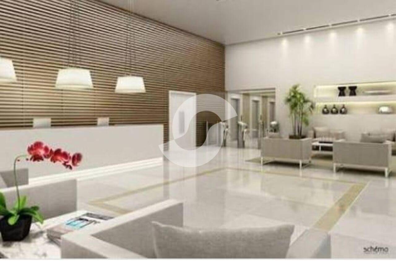 Sala comercial medindo 24 m² piso porcelanato, copa com armário,  rebaixamento  do teto em gesso, ar split, iluminação embutida, hidrômetro individual e uma vaga de garagem.
 Condomínio com total infra-estrutura , com 6 elevadores sociais, 3 salas para reuniões, auditório para 42 pessoas. 
Excelente localização no Centro de São Gonçalo, próximo ao Shopping Partage. 
Muita condução para o Rio, Niterói e demais bairros de São Gonçalo.