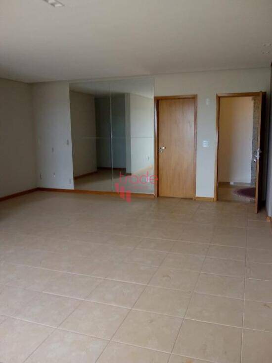 Apartamento de 131 m² na Arnaud Capuzzo - Nova Aliança - Ribeirão Preto - SP, à venda por R$ 800.000