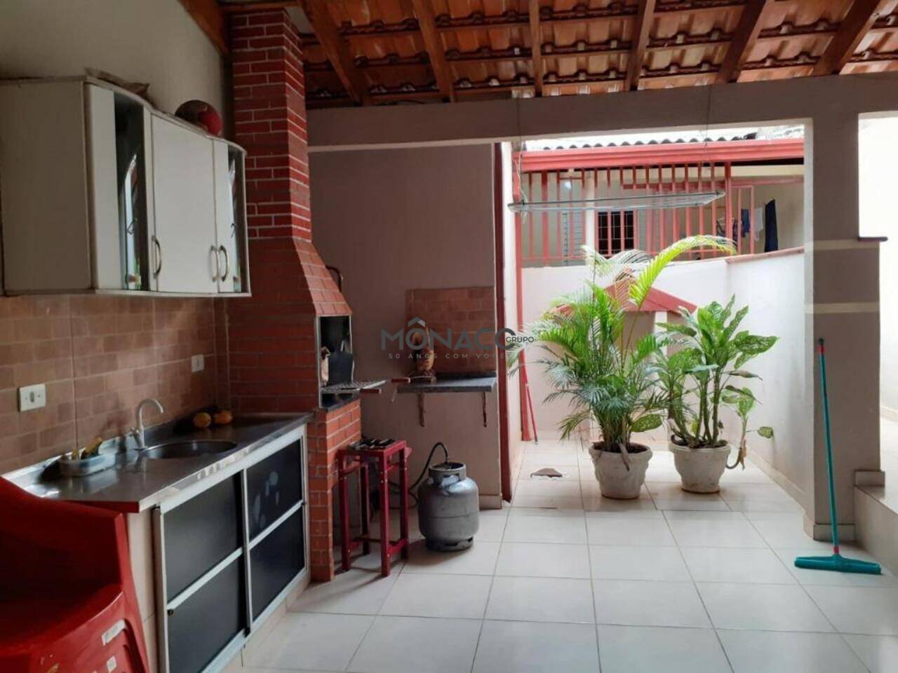 Casa Interlagos, Londrina - PR