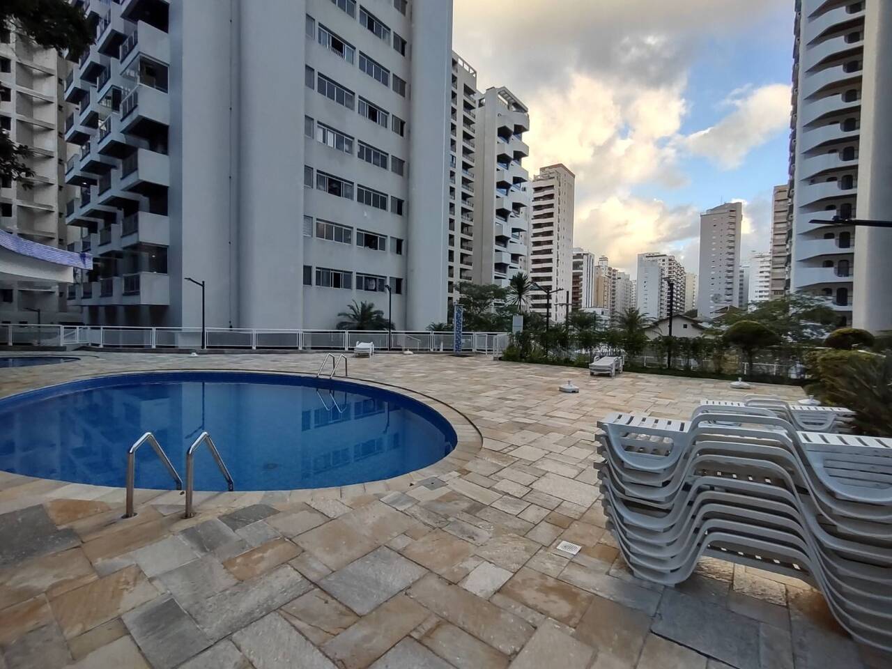 Apartamento Praia das Pitangueiras, Guarujá - SP