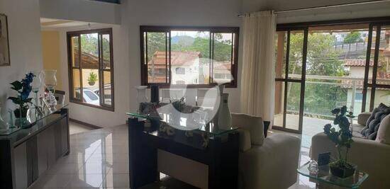 Casa de 252 m² na Washignton Luís - Pendotiba - Niterói - RJ, à venda por R$ 741.000