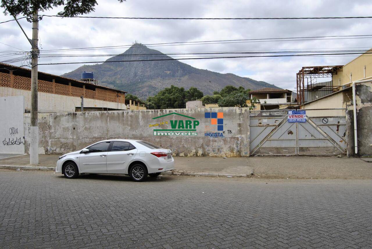 Galpão Vila Isa, Governador Valadares - MG