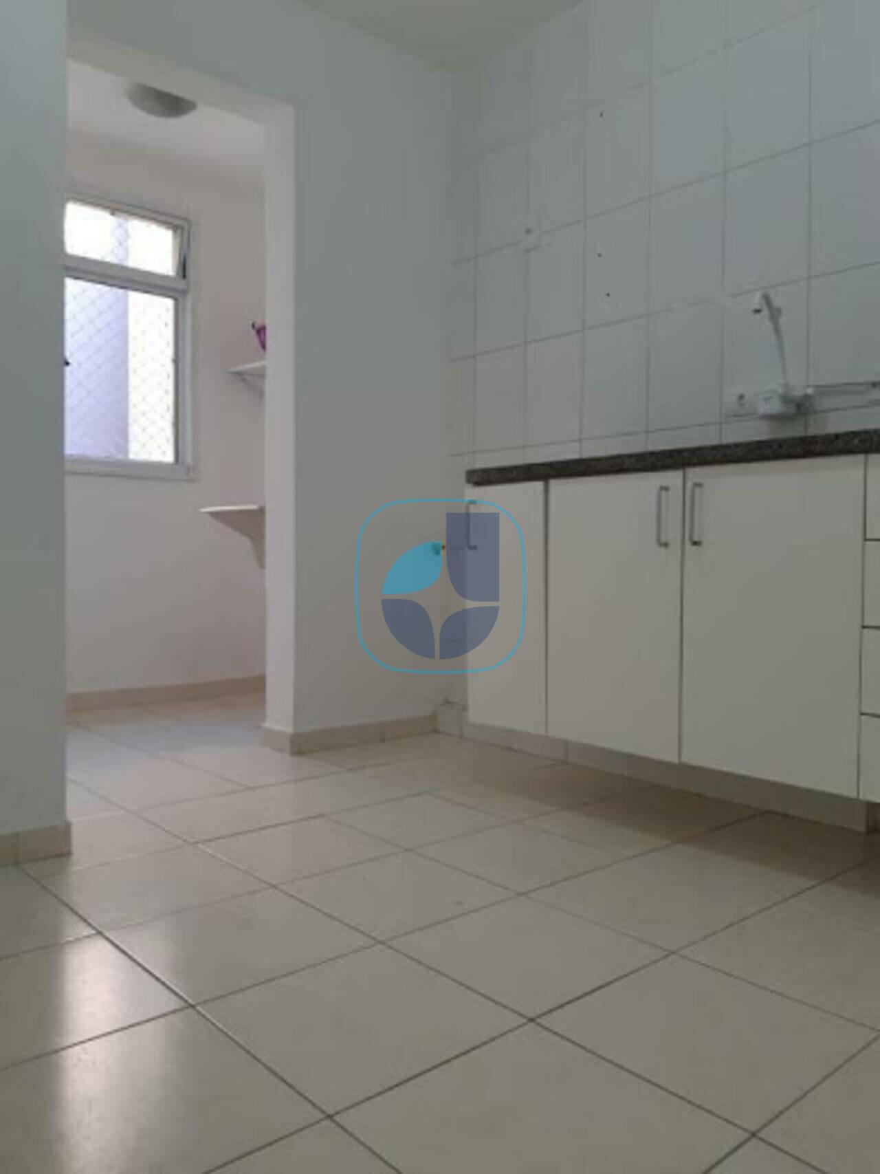 Apartamento Conjunto Residencial Pombeva, São Bernardo do Campo - SP