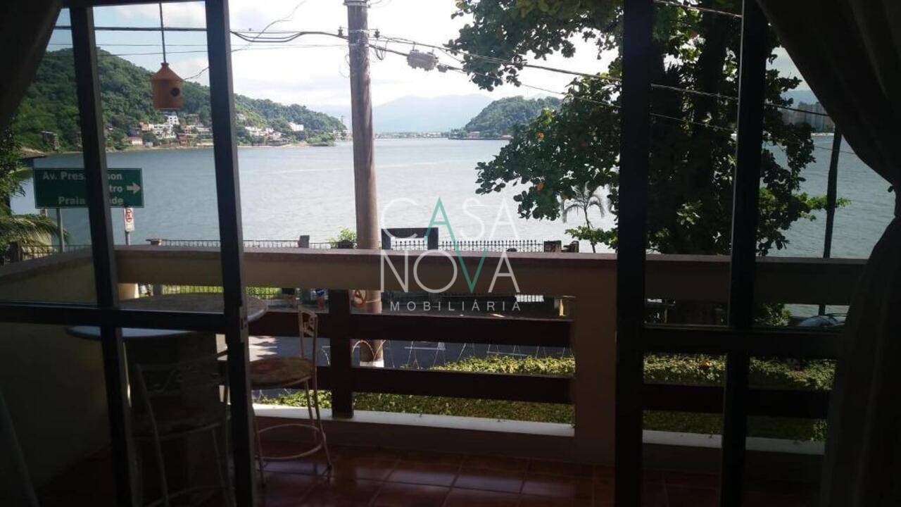 Apartamento Ilha Porchat, São Vicente - SP