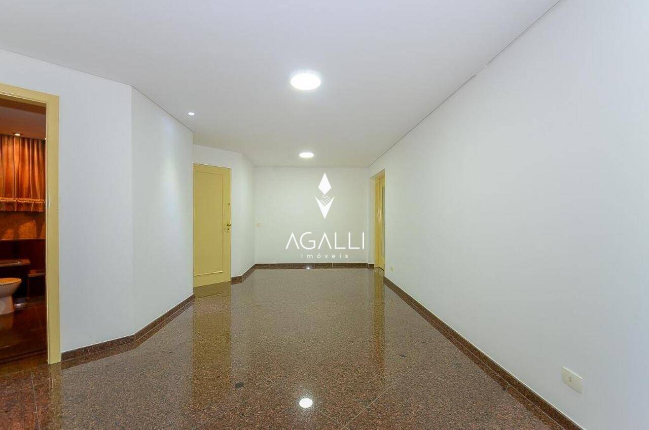 Apartamento Água Verde, Curitiba - PR