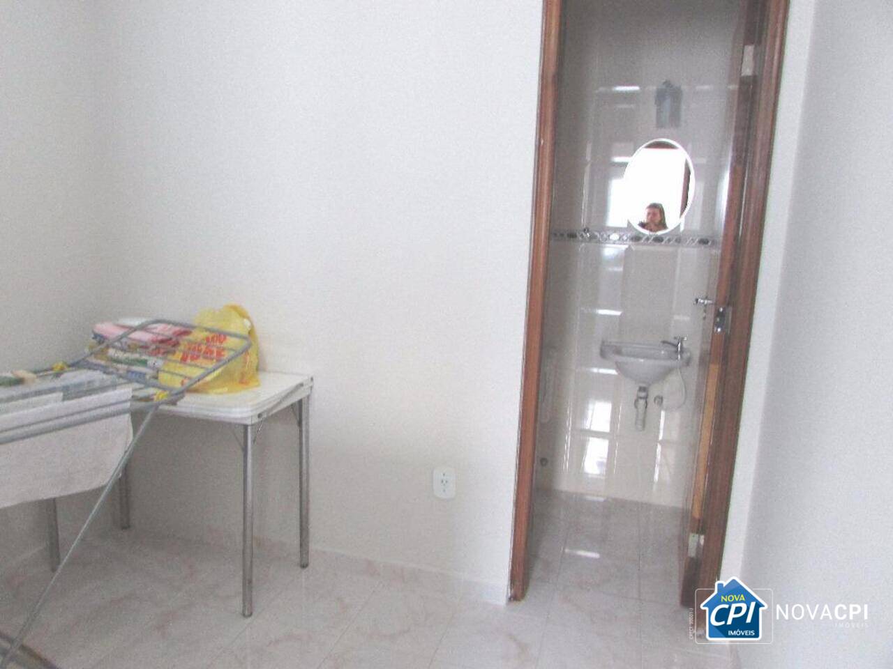 Apartamento Vila Guilhermina, Praia Grande - SP