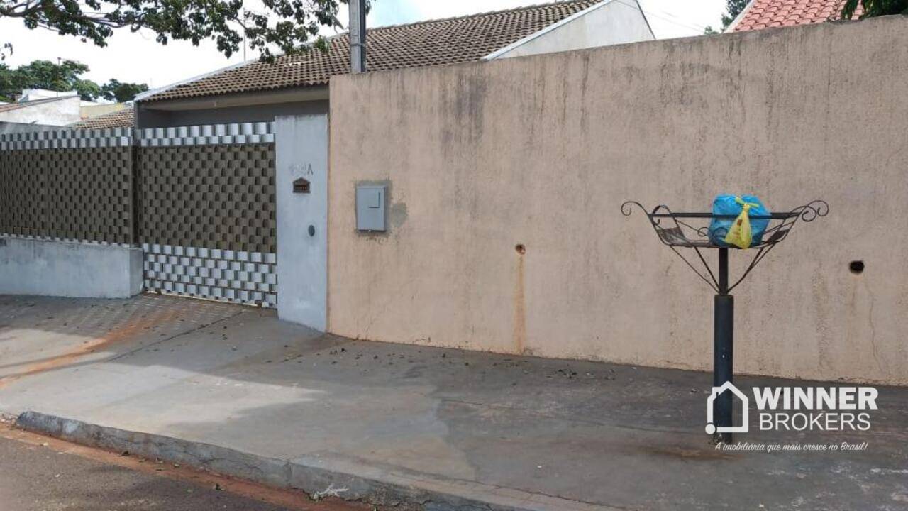 Casa Conjunto João de Barro Cidade Canção, Maringá - PR