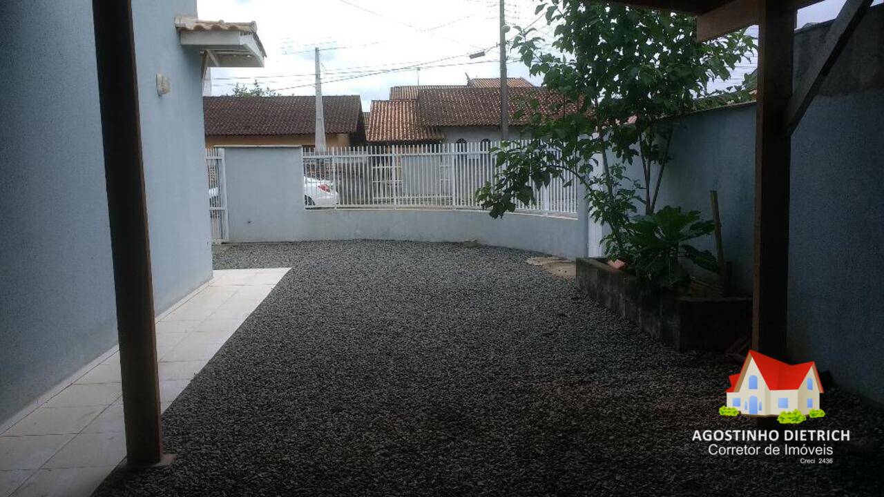 Sobrado Jardim Iririú, Joinville - SC
