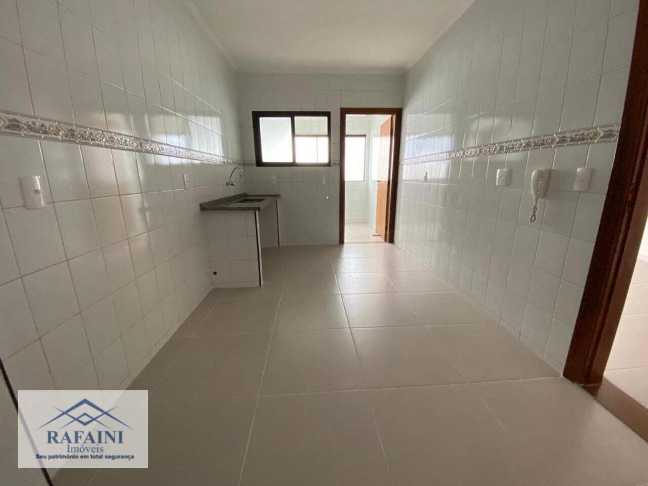 Apartamento Vila Guilhermina, Praia Grande - SP