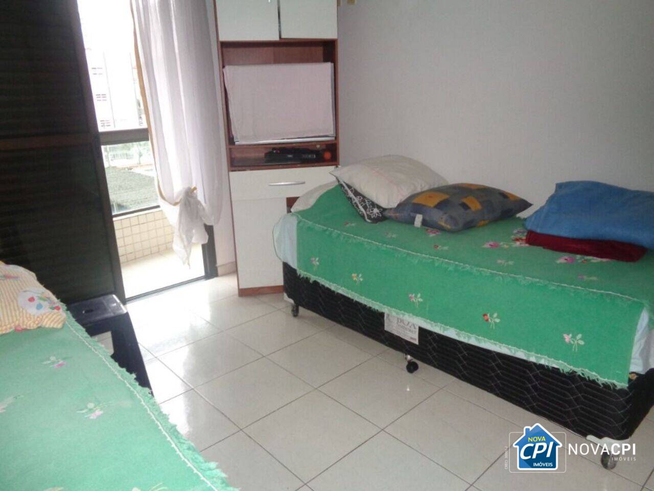 Apartamento Vila Guilhermina, Praia Grande - SP