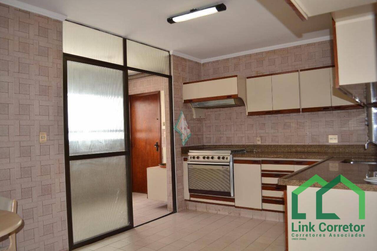 Apartamento Cambuí, Campinas - SP