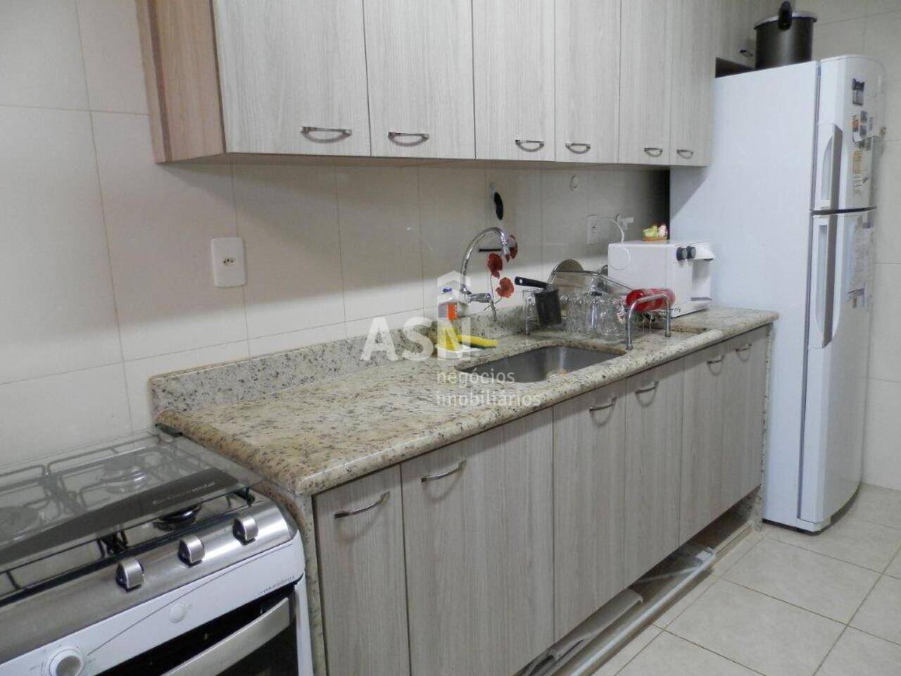 Apartamento Granja dos Cavaleiros, Macaé - RJ