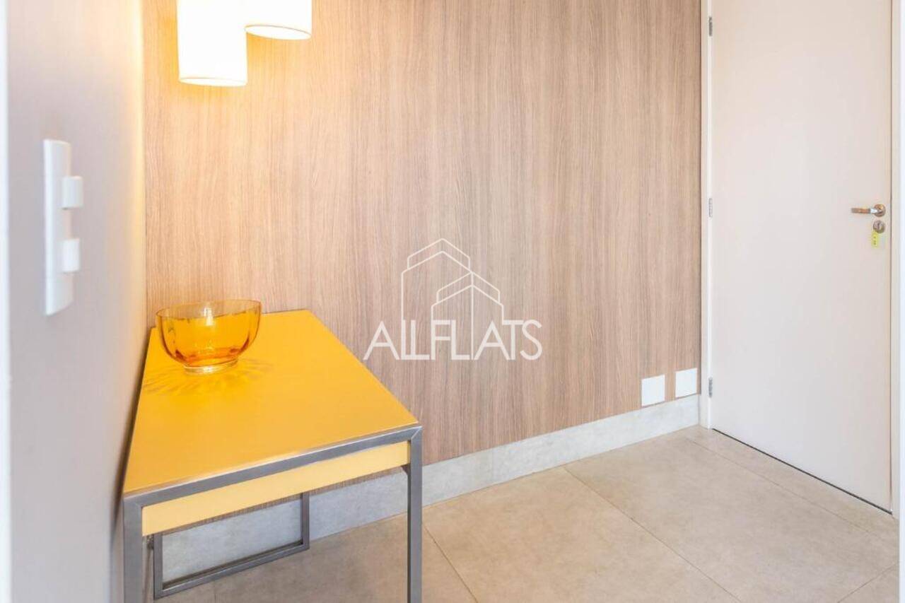 Apartamento duplex Vila Olímpia, São Paulo - SP