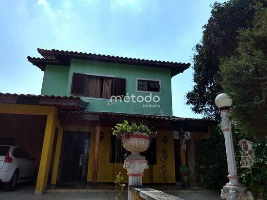 Casa de 320 m² Itapema - Guararema, à venda por R$ 950.000