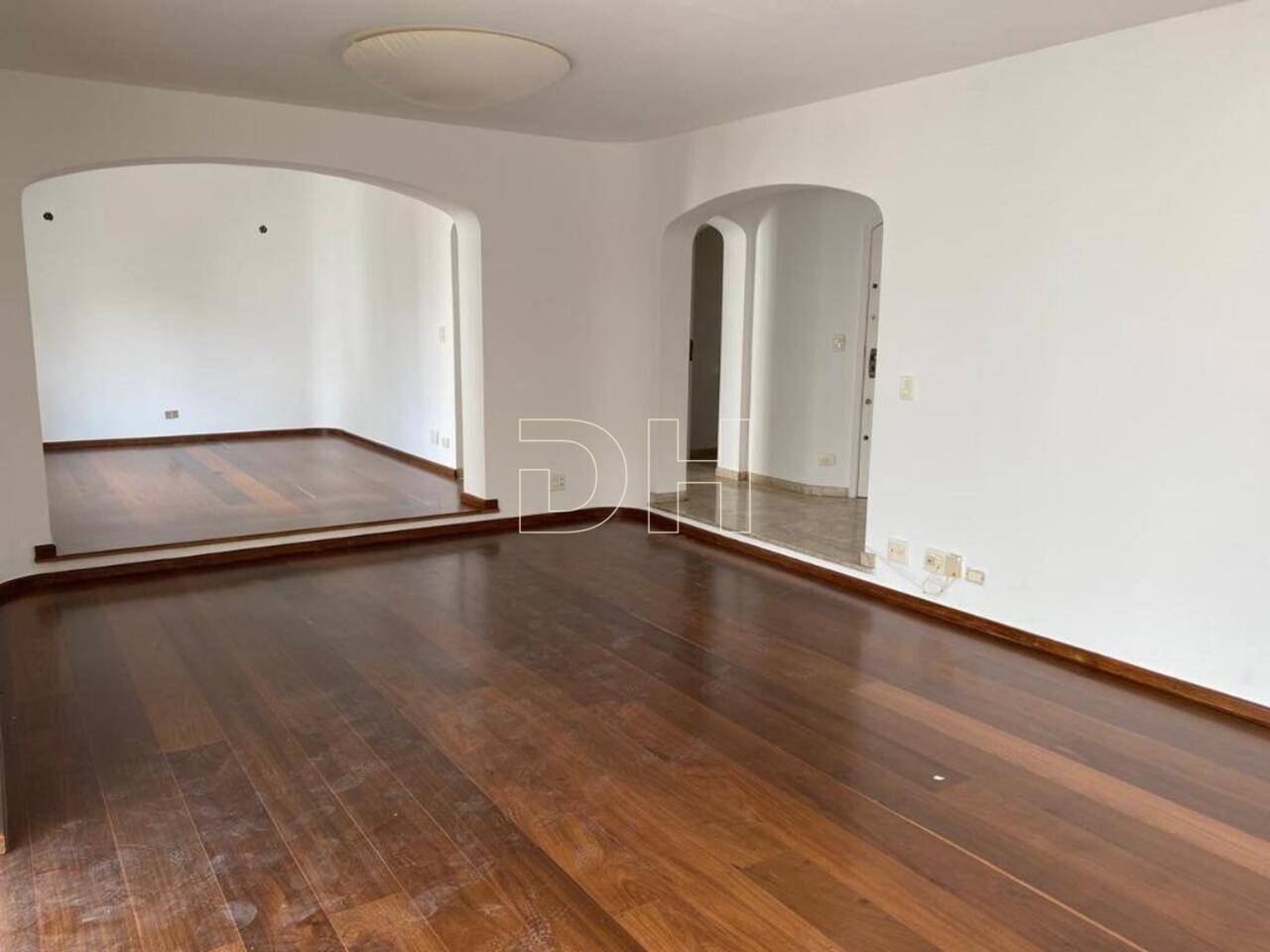 Apartamento com 4 dormitórios à venda, 196 m² por R$ 2.180.000 - Jardim América - São Paulo/SP
