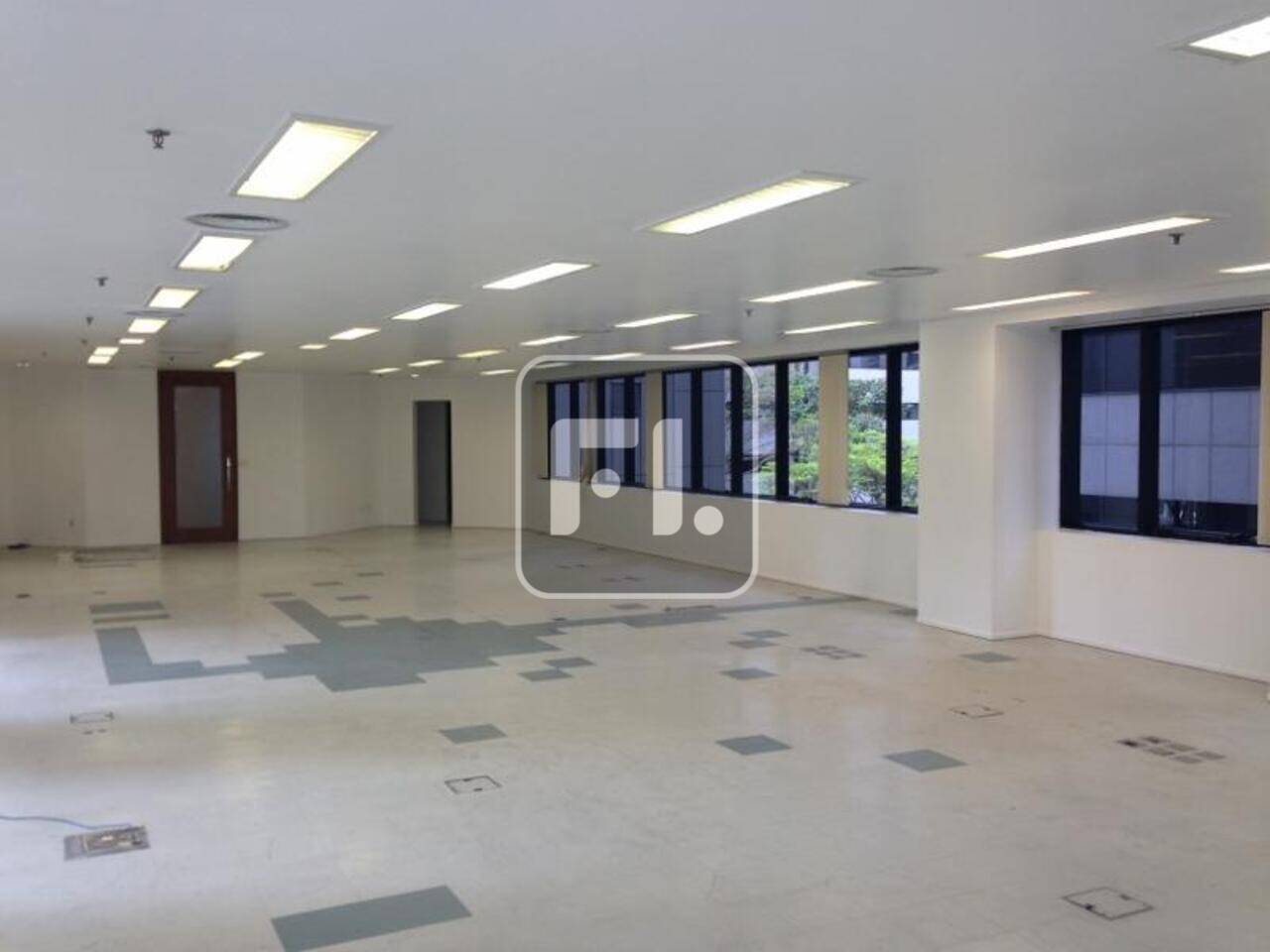 Conjunto para alugar, 224 m² por R$ 10.000/mês - Brooklin - São Paulo/SP