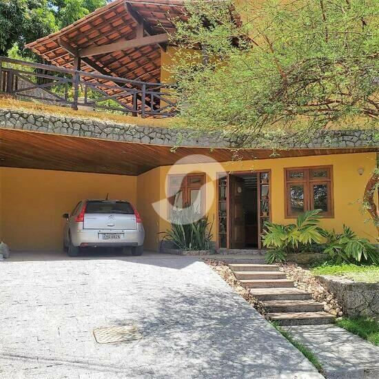 Casa de 344 m² na Francisco da Cruz Nunes - Piratininga - Niterói - RJ, à venda por R$ 2.700.000