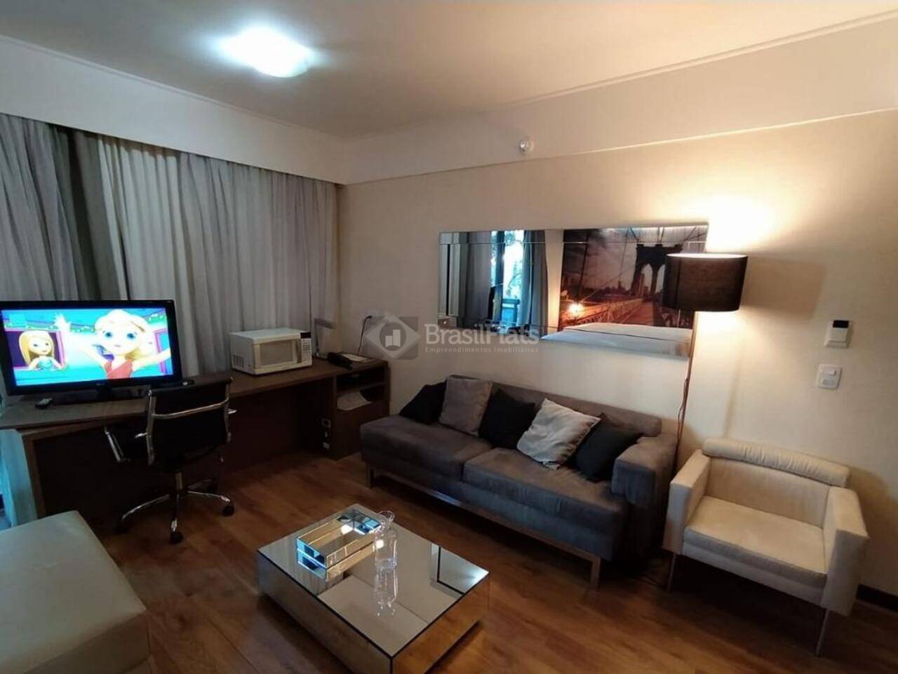 Flat Moema, São Paulo - SP