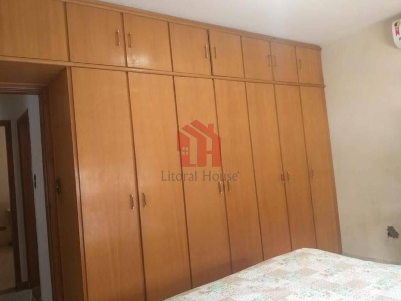 Apartamento Boqueirão, Santos - SP