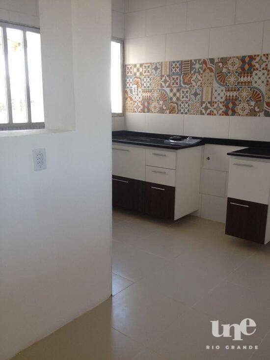 Apartamento de 90 m² Centro - Rio Grande, à venda por R$ 160.000