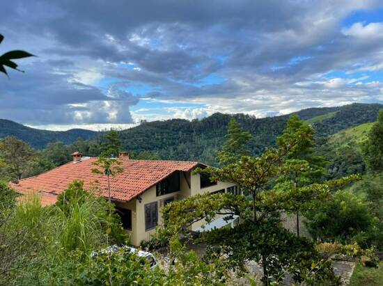 Casa de 300 m² Secretário - Petrópolis, à venda por R$ 2.475.000