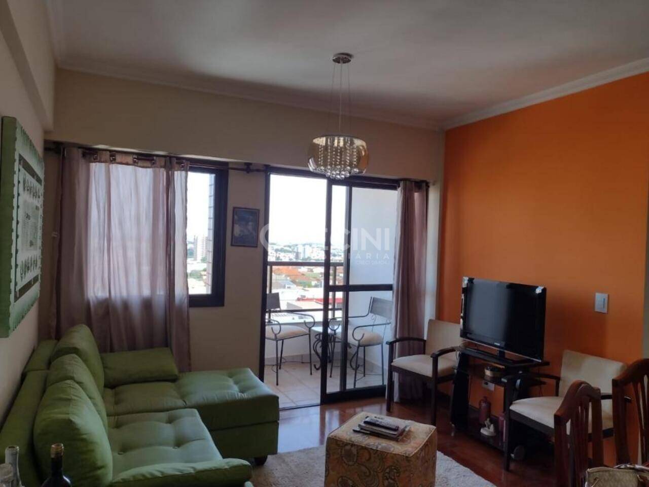 Apartamento à venda no centro de Rio Claro, edifício Maison Marseille - foto da sala de estar