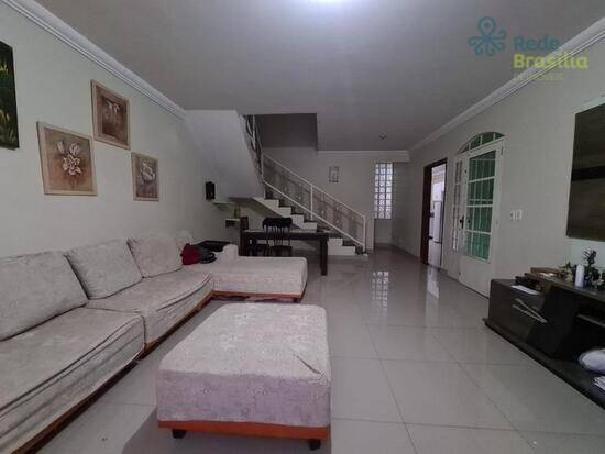 Casa de 244 m² Taguatinga Norte - Taguatinga, à venda por R$ 500.000