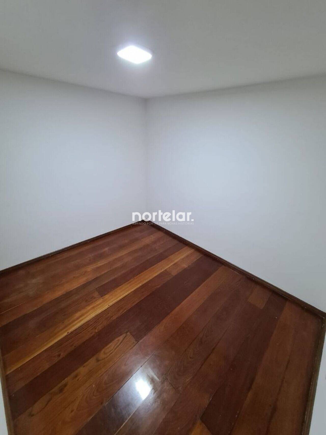 Apartamento Vila São Vicente, São Paulo - SP