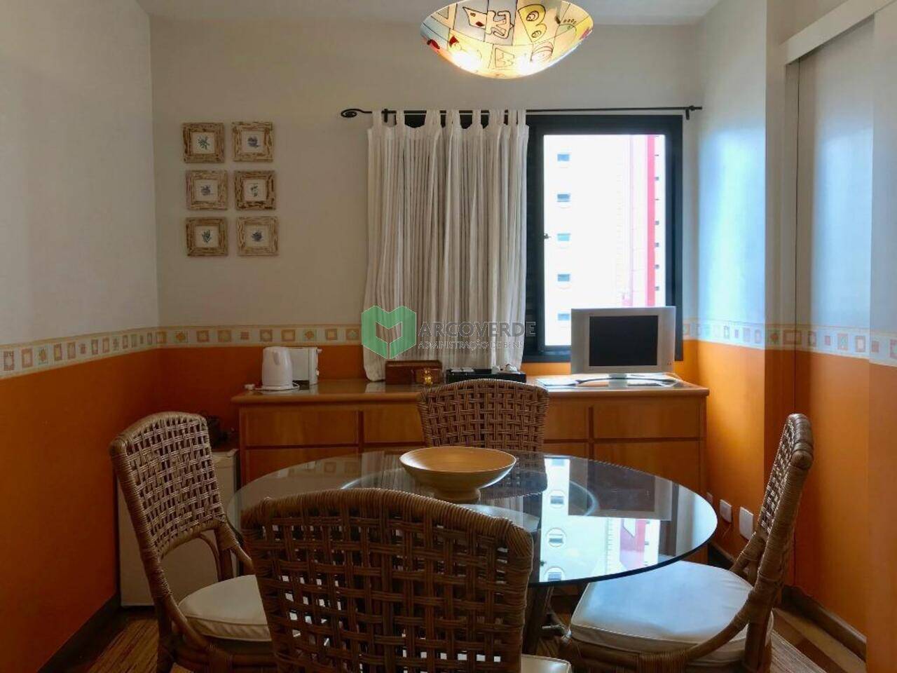 Apartamento Vila Madalena, São Paulo - SP