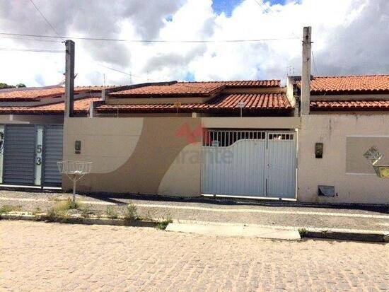 Casa de 130 m² Parque Getúlio Vargas - Feira de Santana, à venda por R$ 280.000