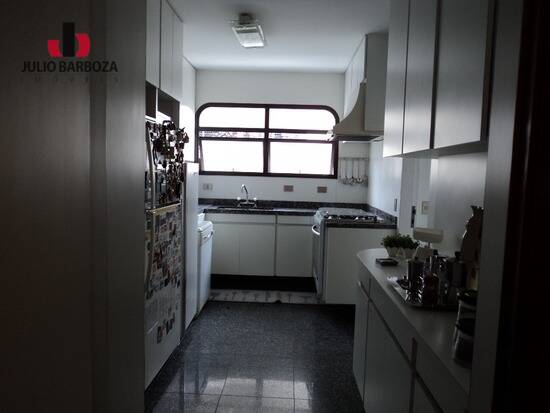 Apartamento Moema, São Paulo - SP