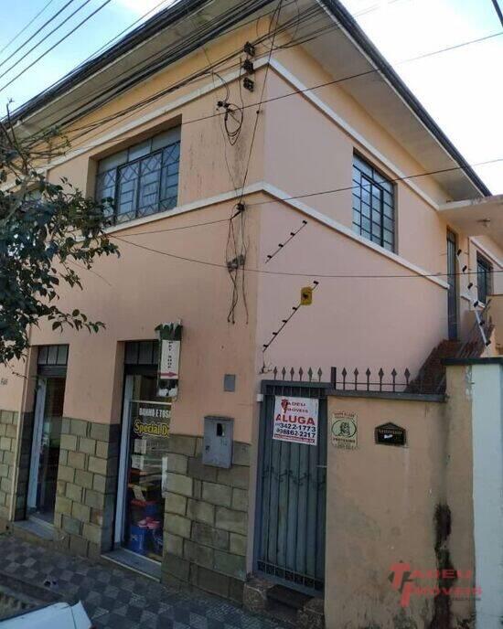 Casa de 257 m² Centro - Pouso Alegre, à venda por R$ 800.000