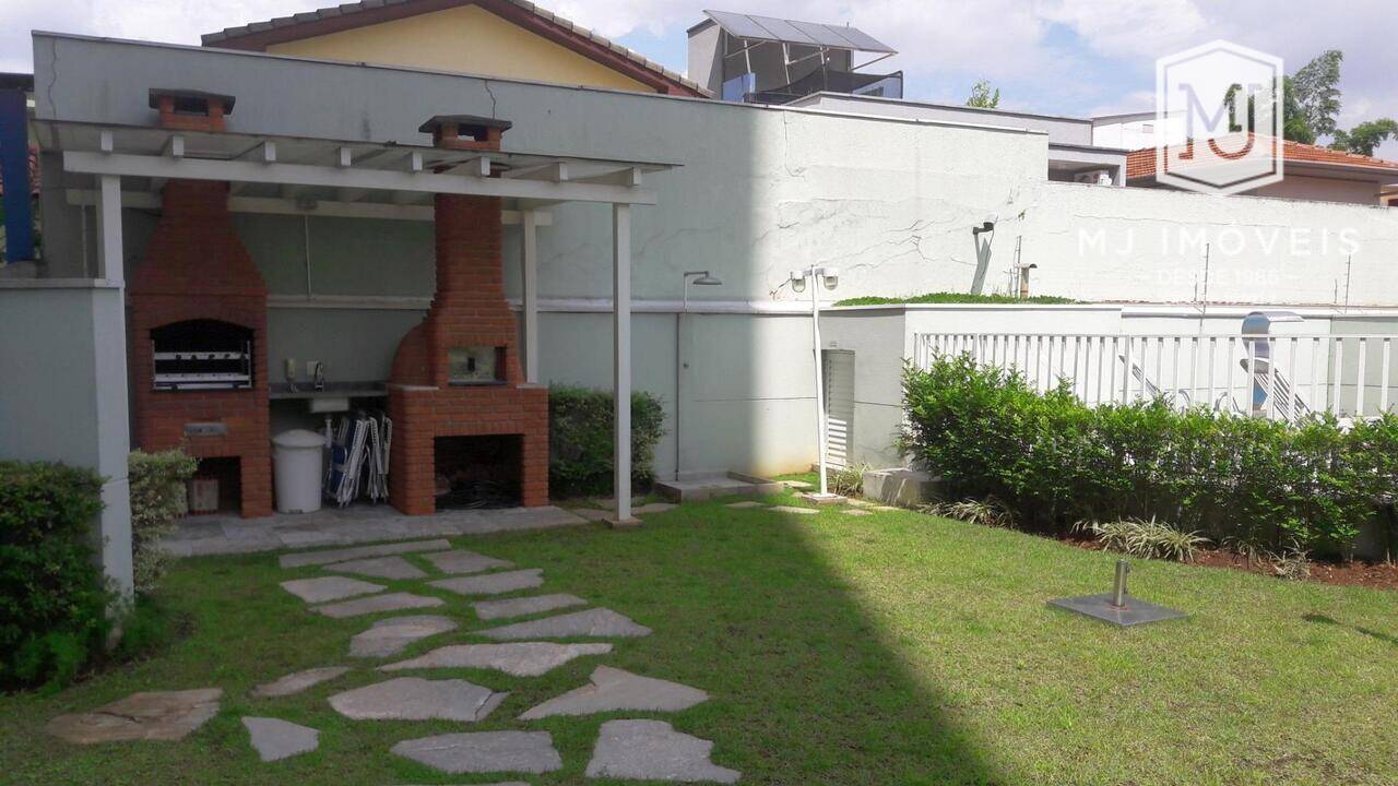 Apartamento duplex Moema, São Paulo - SP