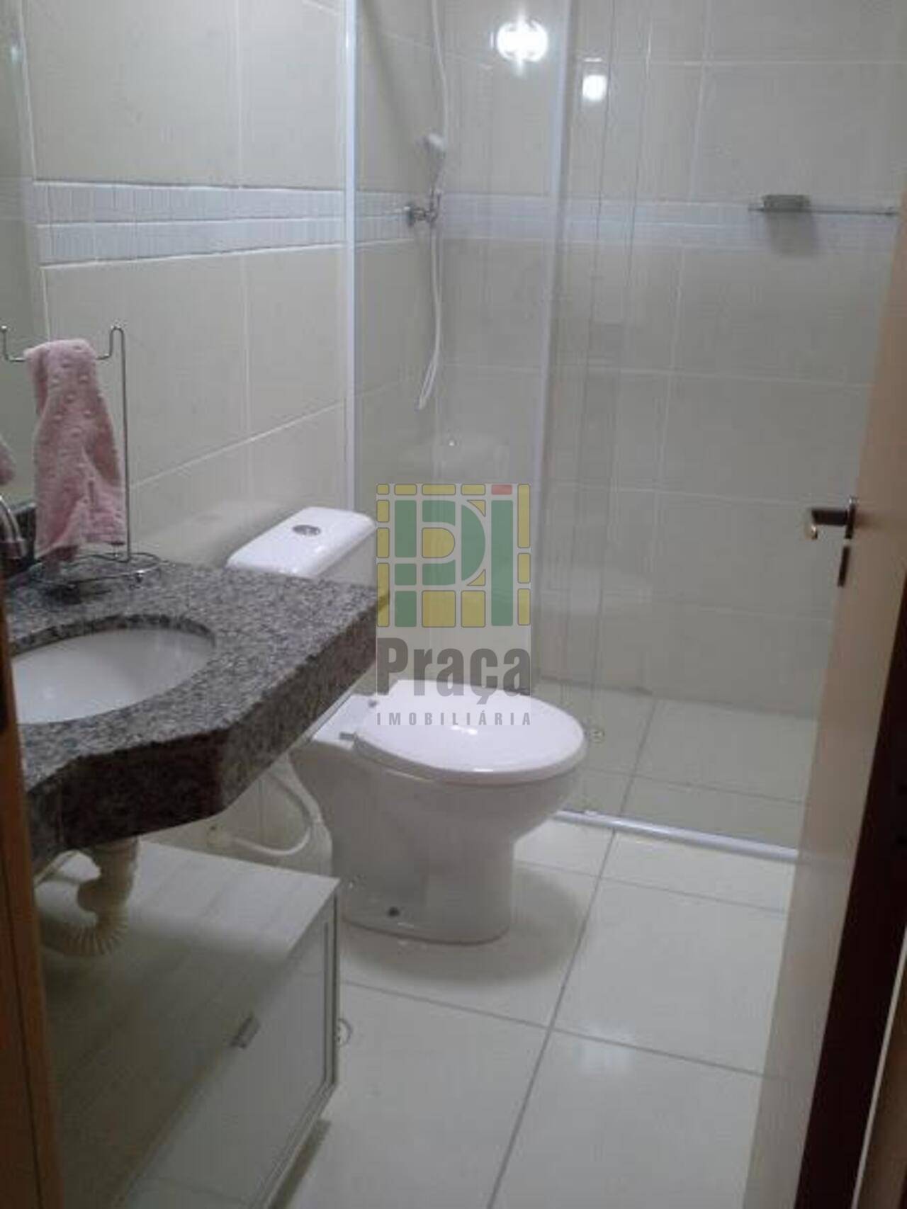 Apartamento Vila Guilhermina, Praia Grande - SP