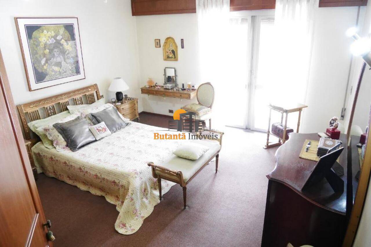 Casa Luxuosa com 7 dormitórios à venda ou aluga no Morumbi