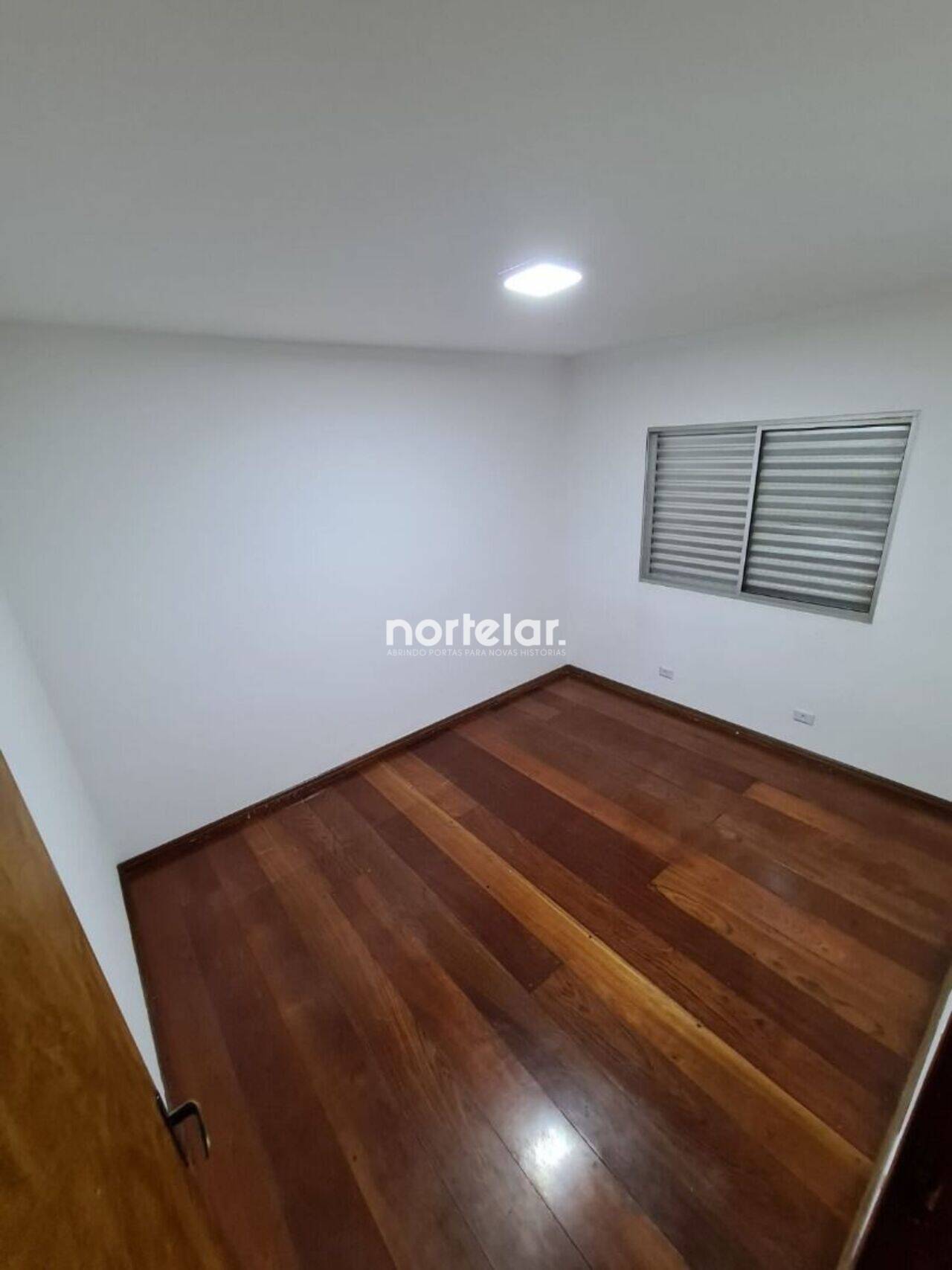 Apartamento Vila São Vicente, São Paulo - SP