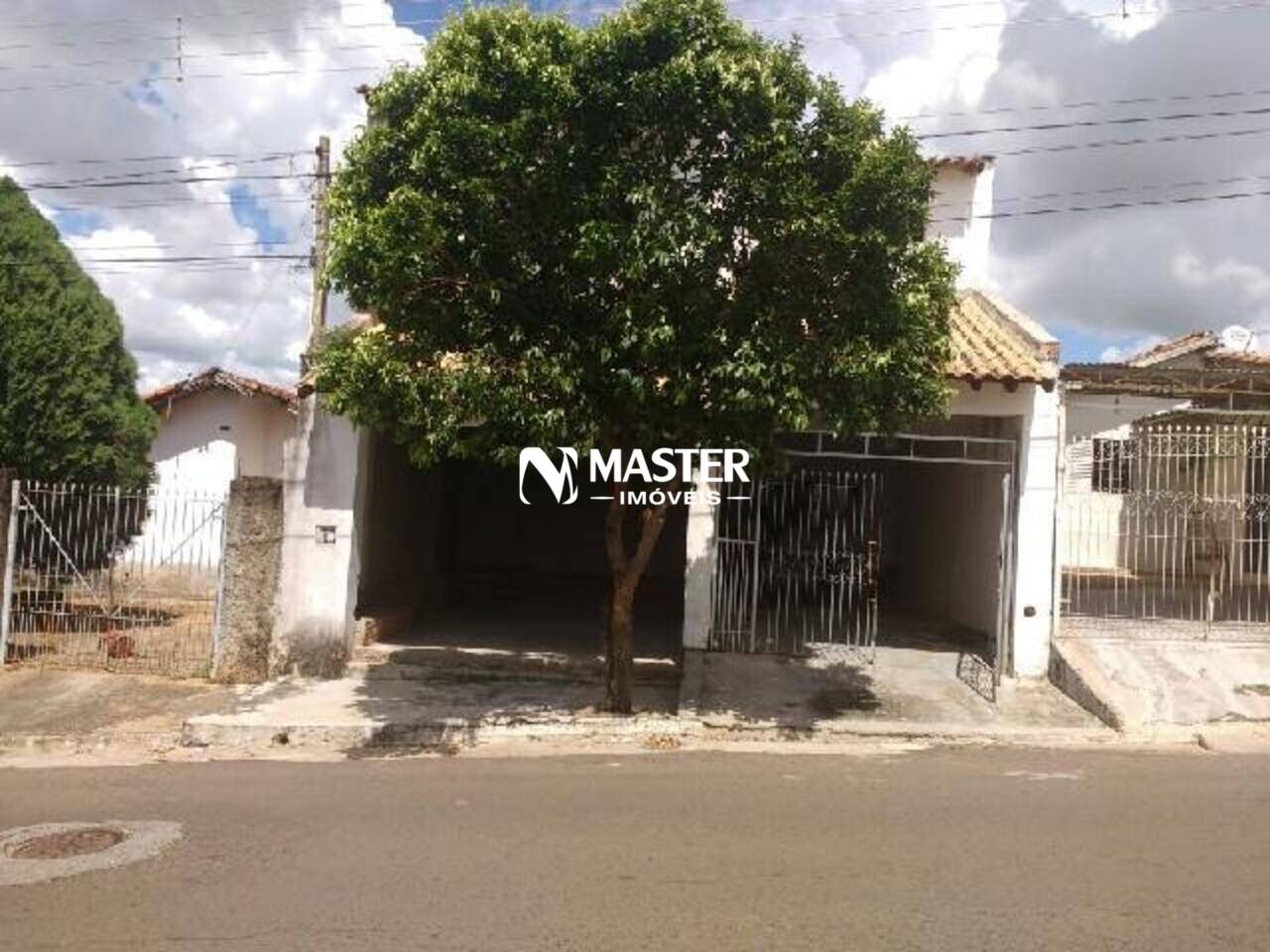 Sobrado Núcleo Habitacional José Teruel Martinez, Marília - SP