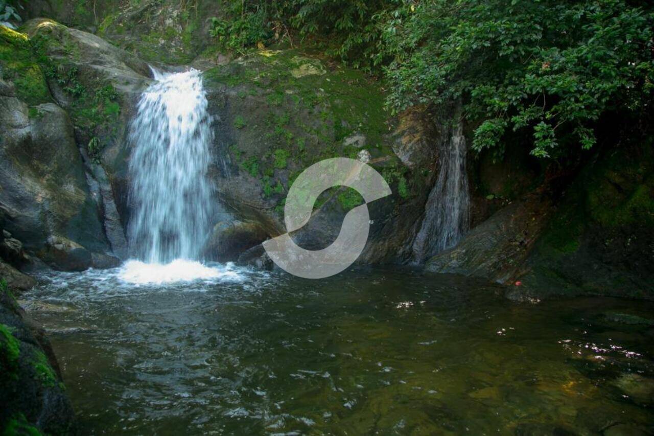 Sítio Funchal, Cachoeiras de Macacu - RJ