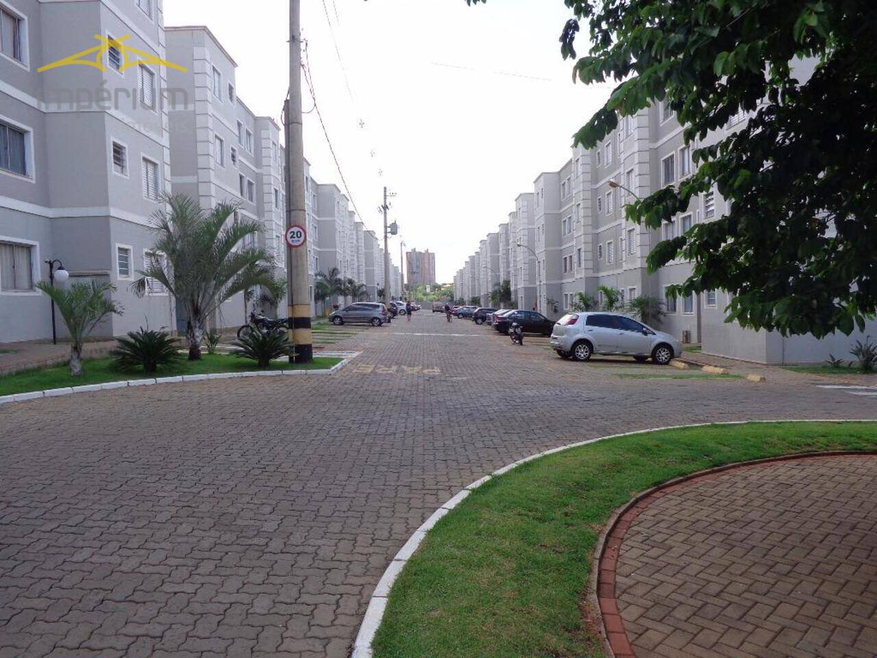 Apartamento Residencial Praia dos Namorados, Americana - SP