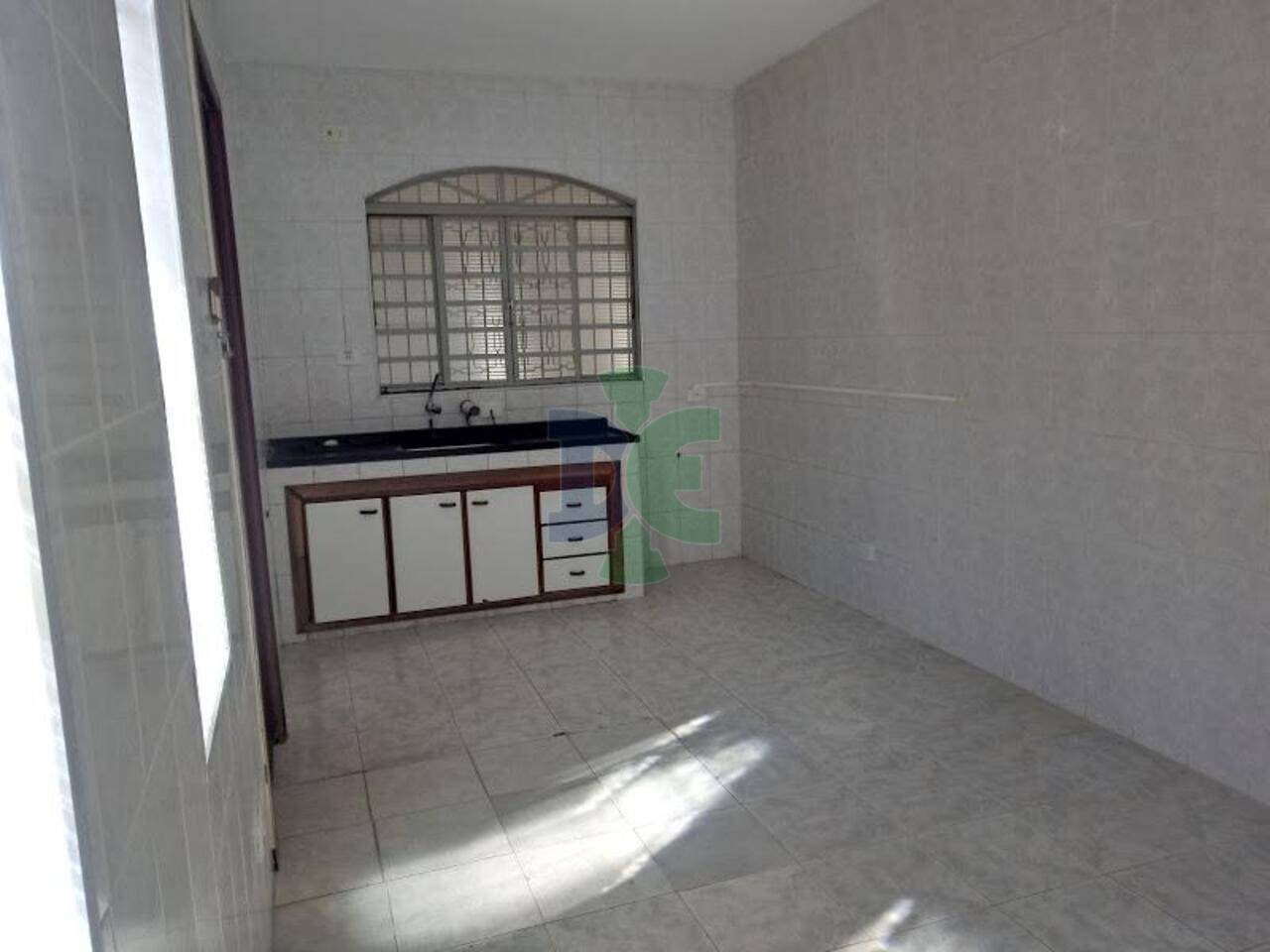 Casa Jardim São Luiz, Jacareí - SP