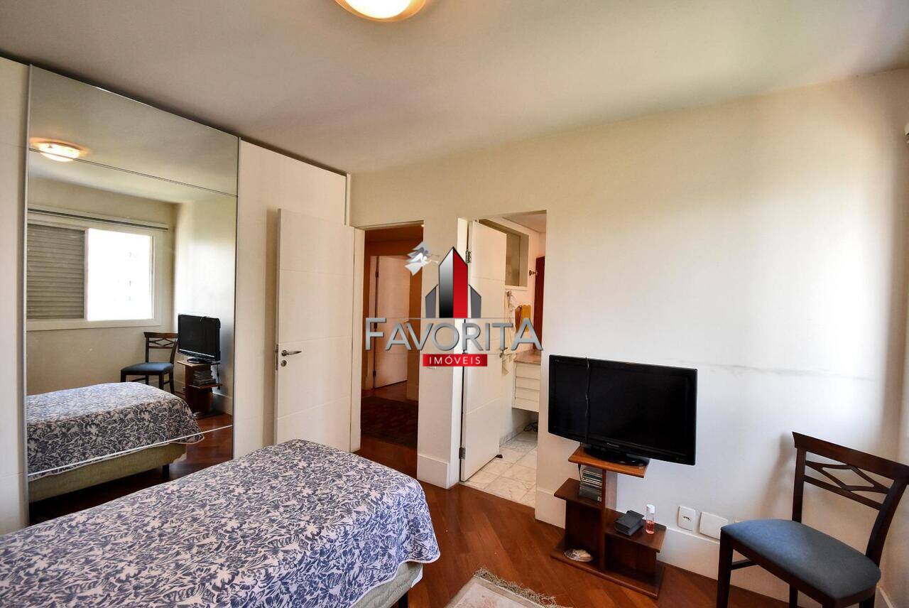 Apartamento Campo Belo, São Paulo - SP