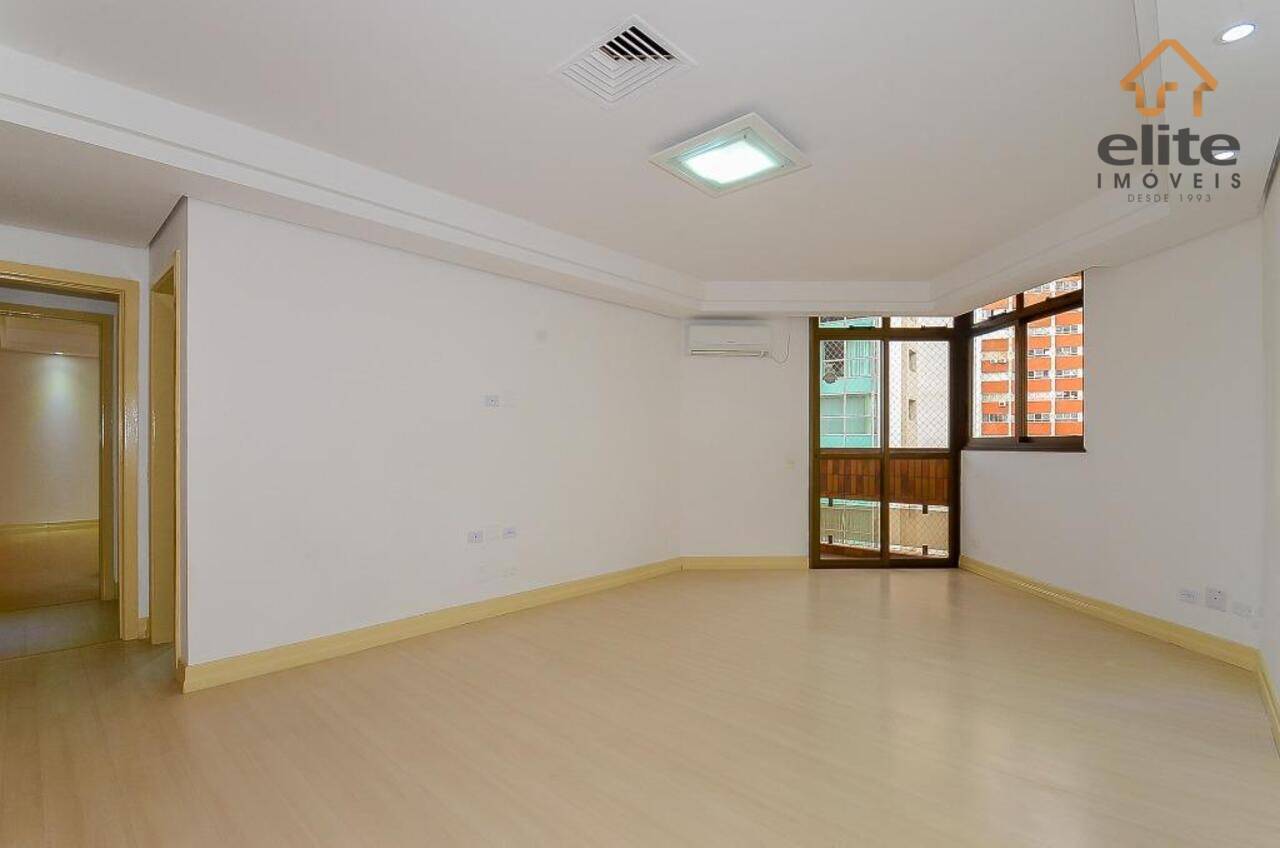 Apartamento Água Verde, Curitiba - PR