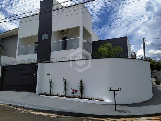 Sobrado de 147 m² Jardim Bom Clima - Votuporanga, à venda por R$ 450.000