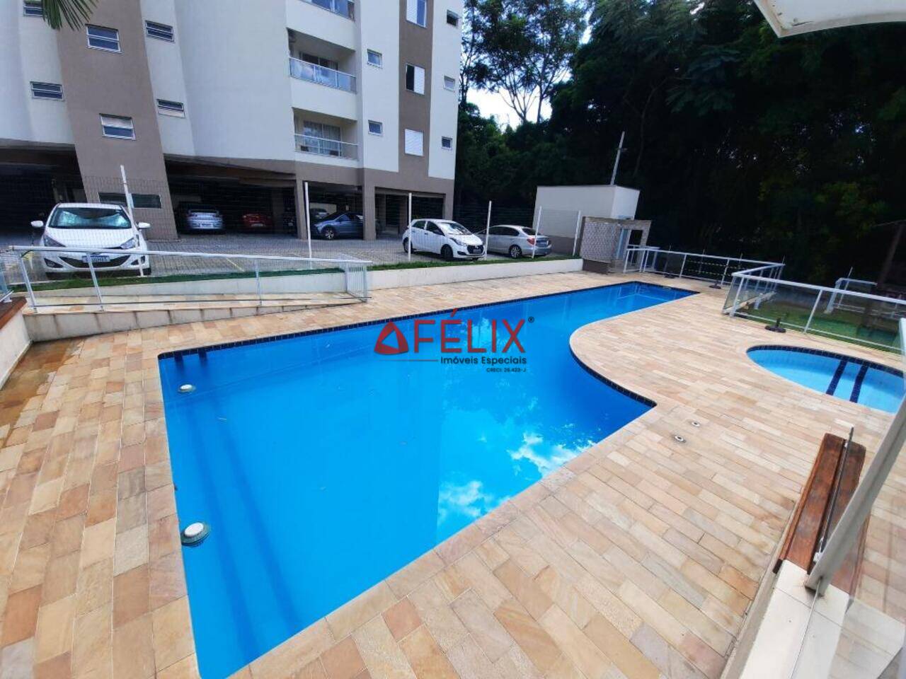 Apartamento duplex Vila São José, Taubaté - SP