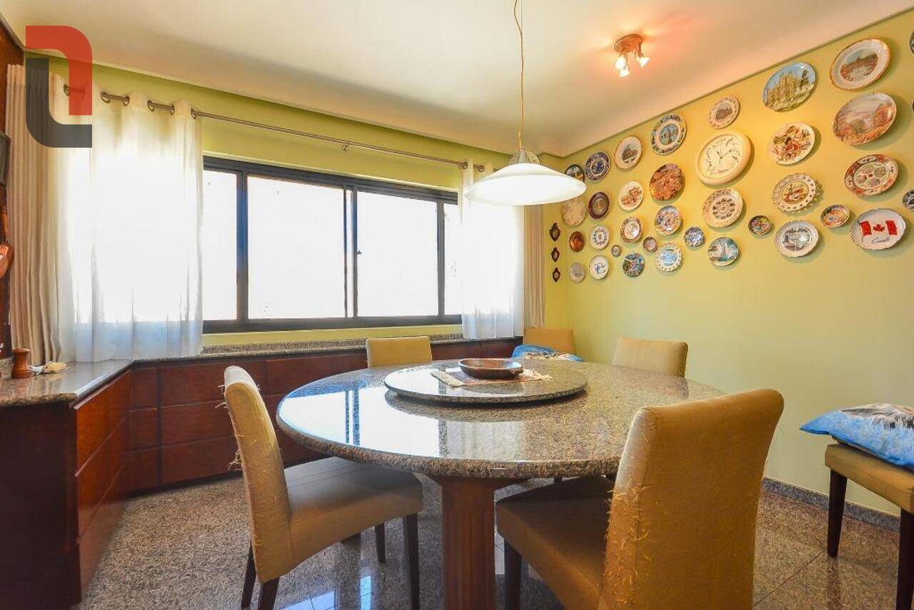 Apartamento Água Verde, Curitiba - PR