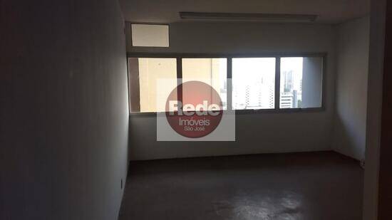 Sala de 30 m² Centro - São José dos Campos, à venda por R$ 140.000