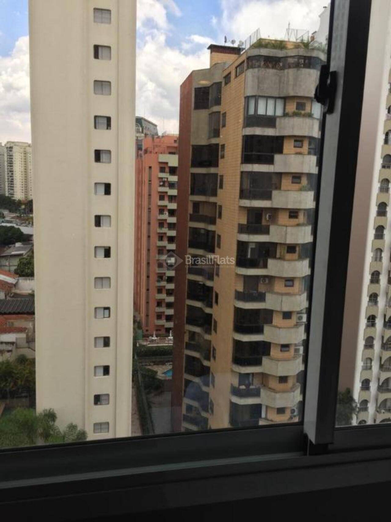 Flat Vila Olímpia, São Paulo - SP