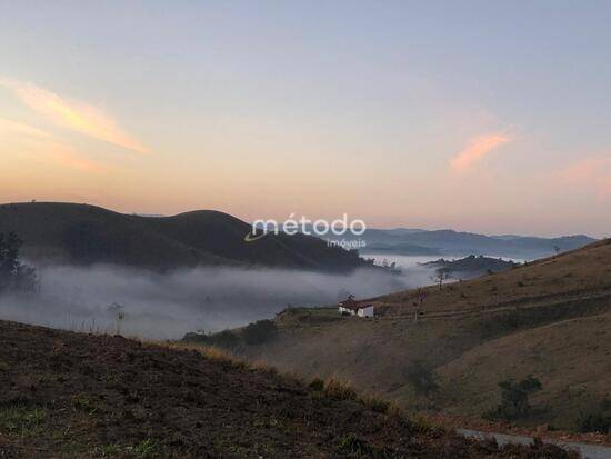 Altos do Itaóca, terrenos, 1.342 m², Guararema - SP