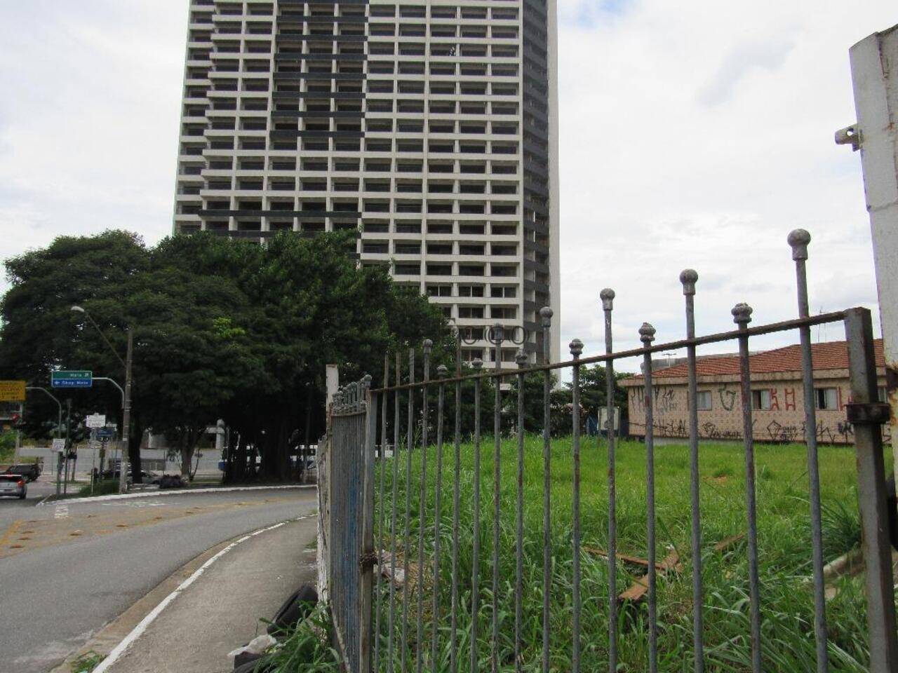 Terreno Jardim Santa Mena, Guarulhos - SP