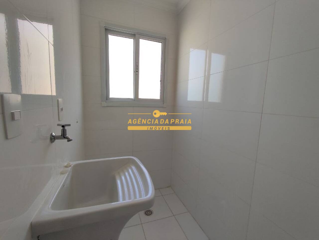 Apartamento Vila Guilhermina, Praia Grande - SP